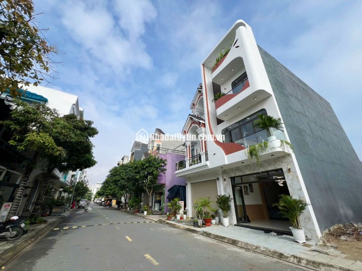 Sở Hữu Ngay Nhà Phố 83m², 4 Tầng, An Phú Thuận An, Có Phòng Xông Hơi, Giá 6.2 Tỷ